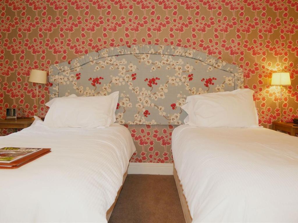 The Angel In Wootton Bassett Hotel Royal Wootton Bassett Bagian luar foto